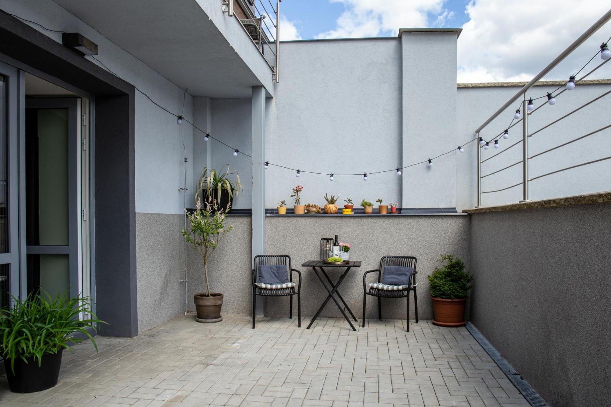 Apartman Yellow Submarine Se Slunnou Terasou Kutna Hora Bagian luar foto